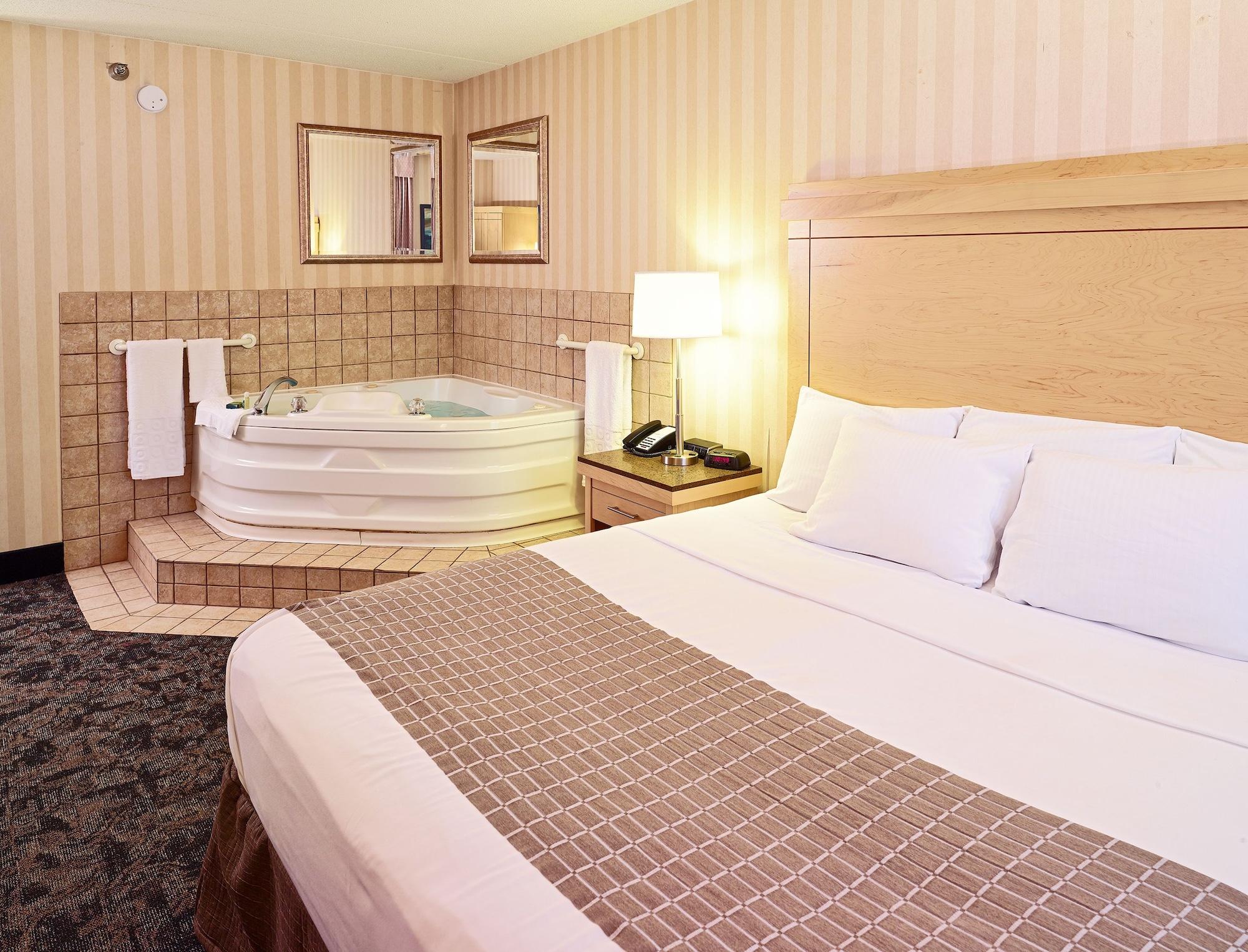 Livinn Cincinnati North/ Hotel
