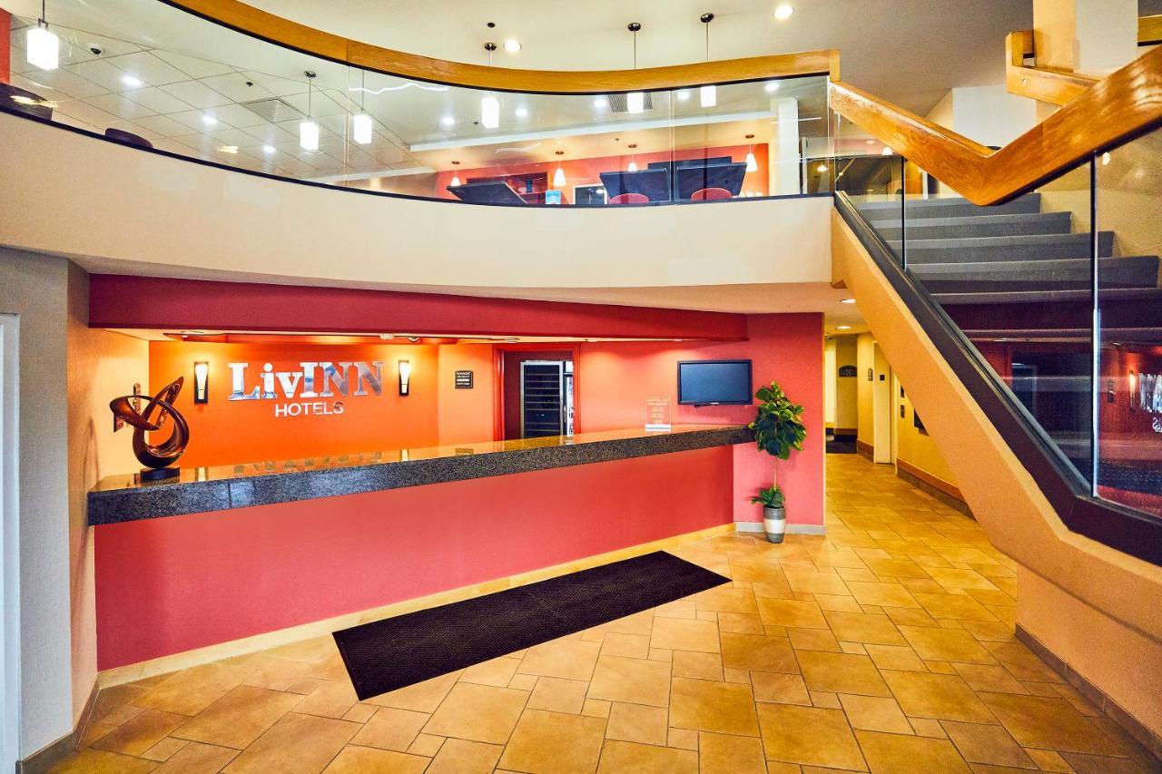 Livinn Cincinnati North/ Hotel